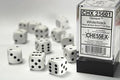 Chessex 12 D6 Opaque White/Black